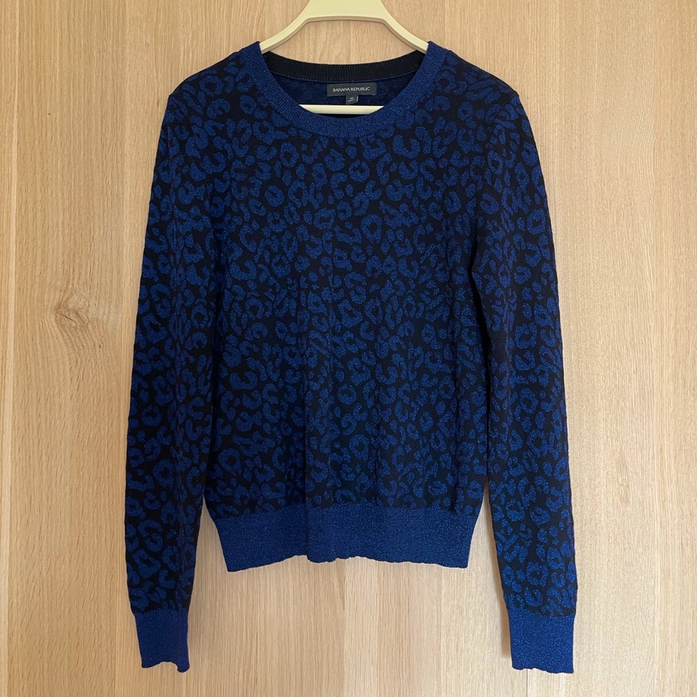 Banana Republic cheetah print sweater med